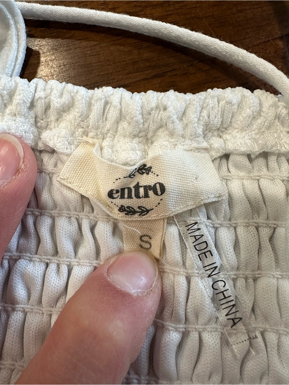 Entro Lacy Peplum Top - Picture 2 of 3